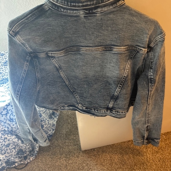 Buffbunny jean jacket New with tags size large $98 - Picture 4 of 5